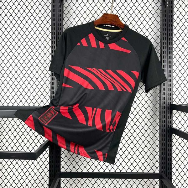 Camisa Pherusa 130 anos do Flamengo 2025 - Preta e vermelha - Torcedor Masculina